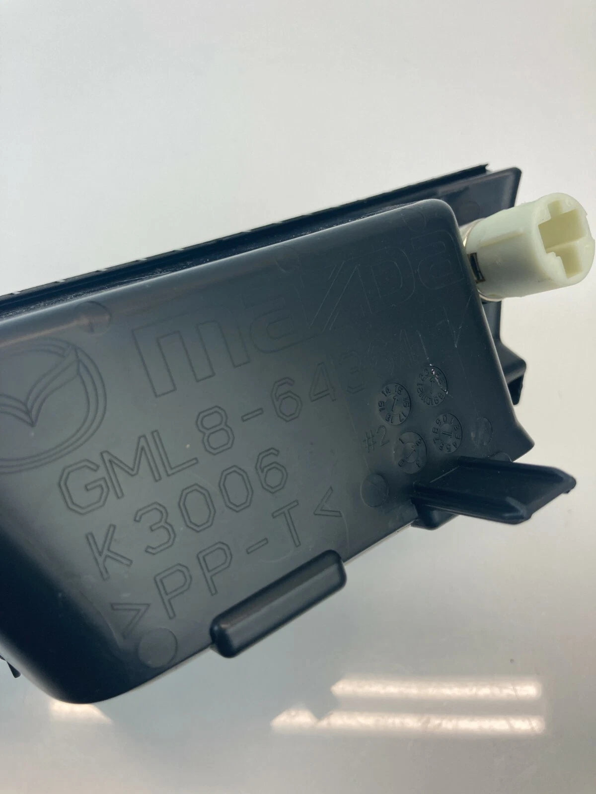 2014-2017 MAZDA 6 CENTER CONSOLE LIGHTER POWER CUBBY SOCKET TRIM GML8-64361 OEM