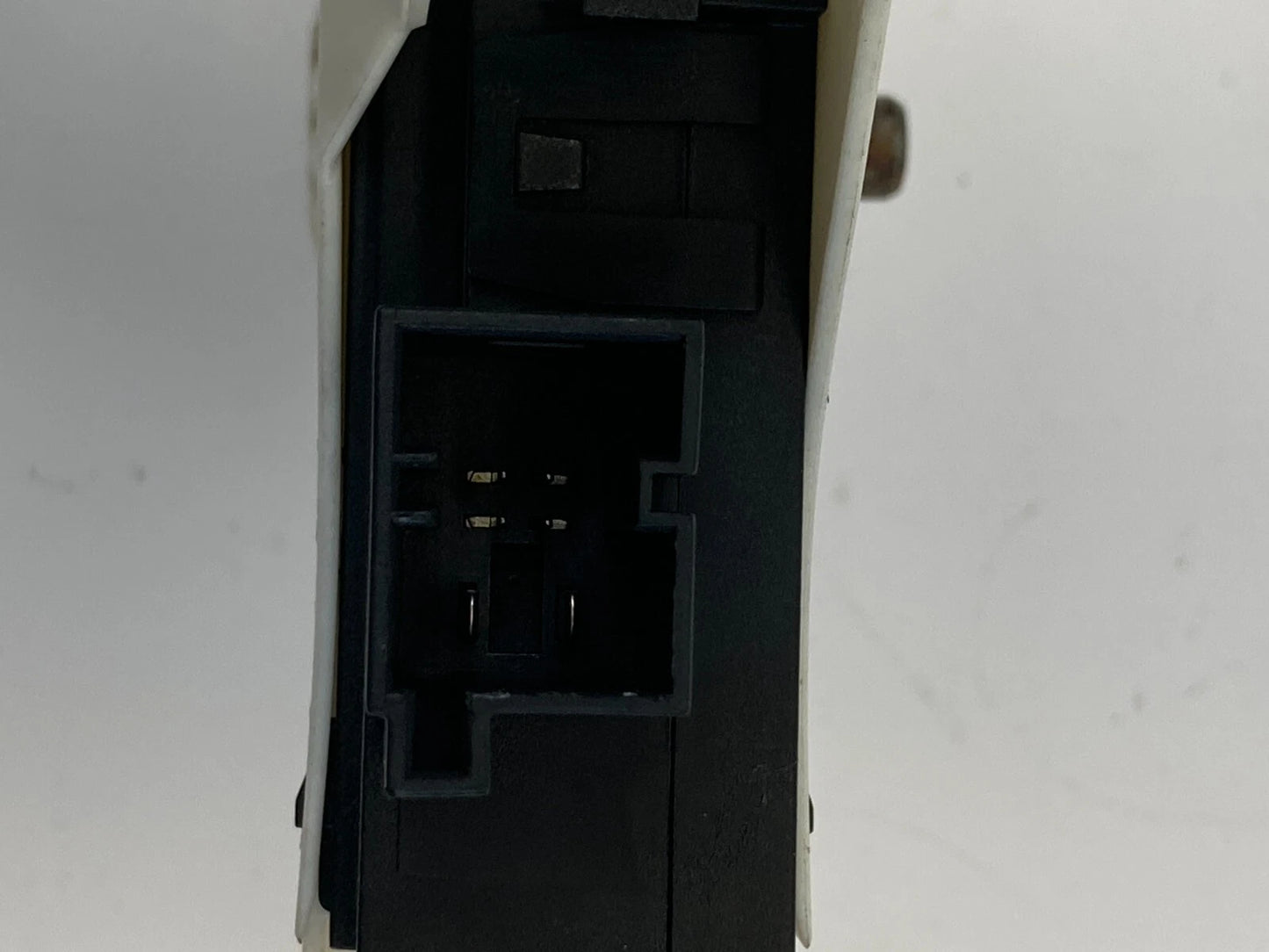 2006-2009 AUDI A6 QUATTRO FRONT RIGHT SIDE DOOR POWER WINDOW MOTOR 4F0-959-802D