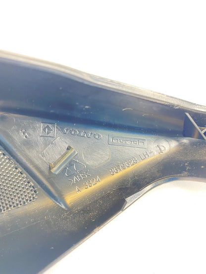 2004-2011 VOLVO S40 FRONT LEFT DRIVER DOOR TWEETER SPEAKER COVER BEZEL 8679628