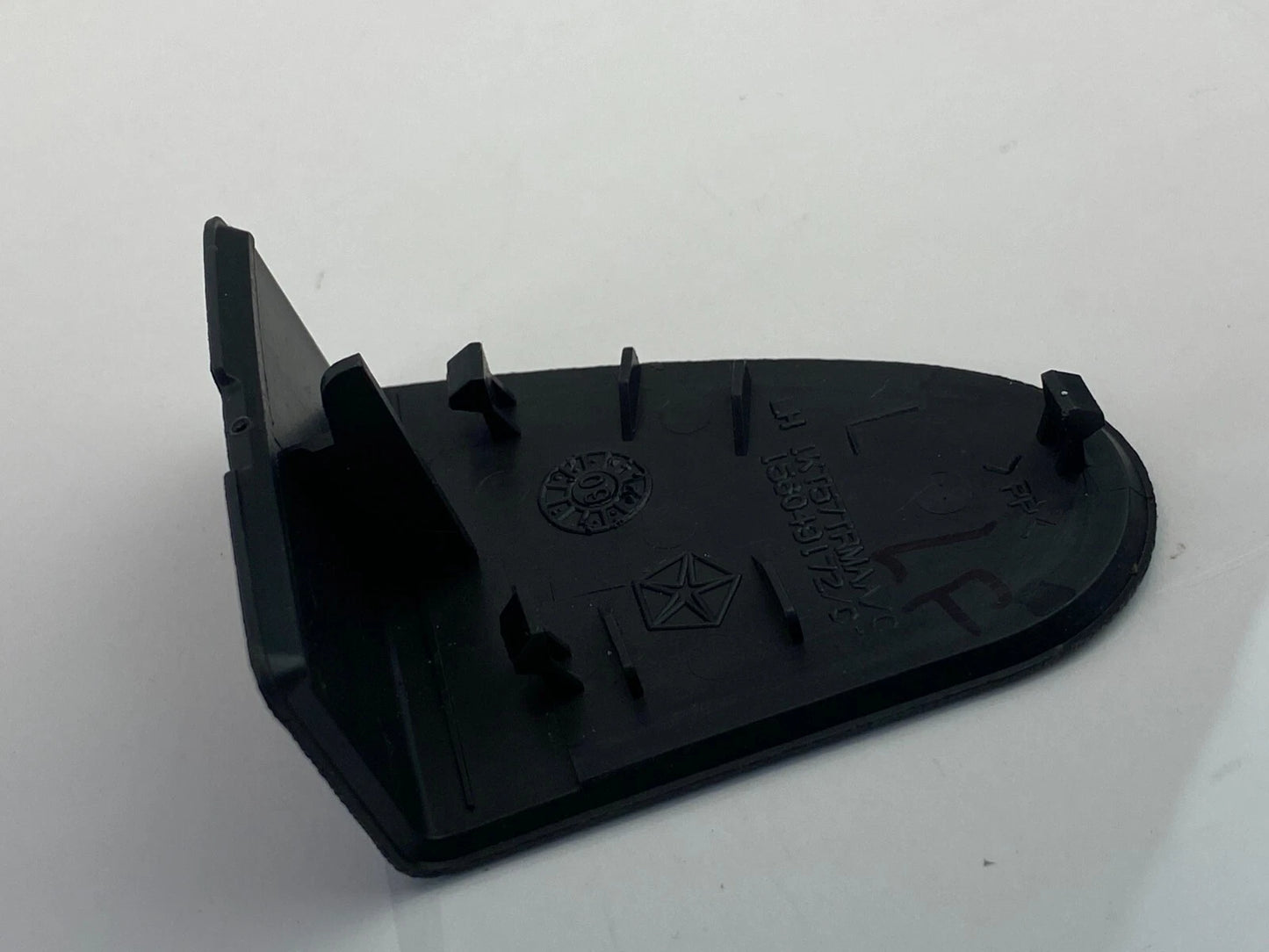 07-17 JEEP PATRIOT DRIVER LEFT FRONT DOOR MIRROR FLAG TRIM COVER OEM 1KT57TRMAA