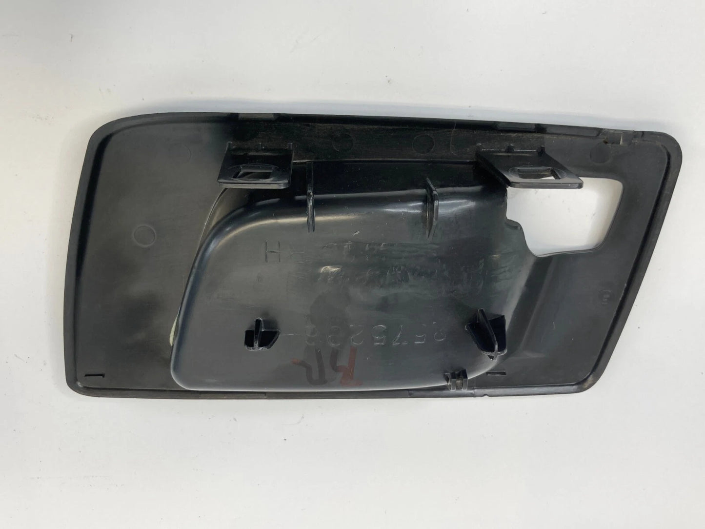 04-06 CADILLAC SRX 03-07 CTS RR RIGHT INNER DOOR HANDLE BEZEL TRIM OEM 25752964