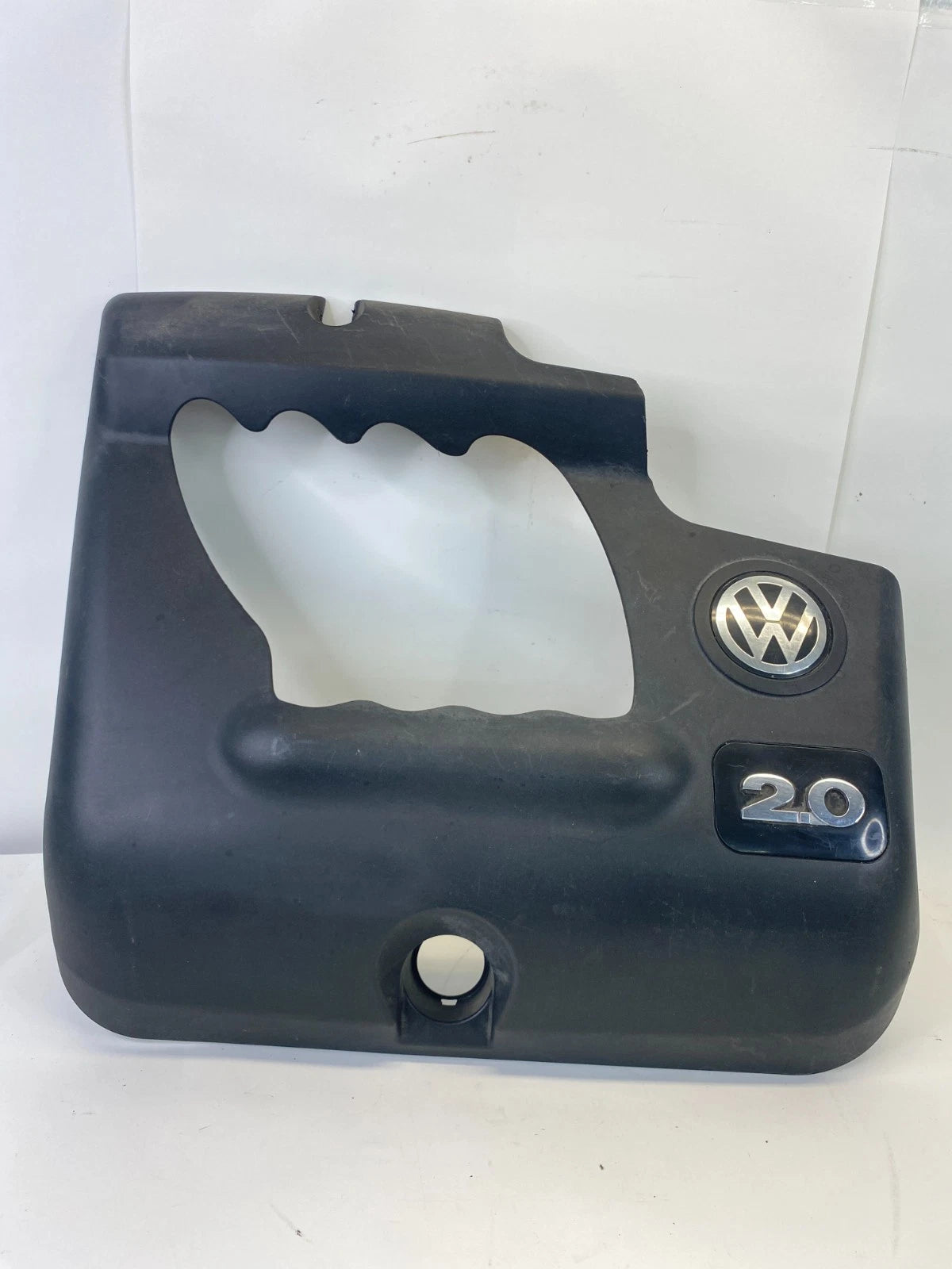 1998-2005 VOLKSWAGEN NEW BEETLE JETTA 2.0L ENGINE COVER OEM 06A103925