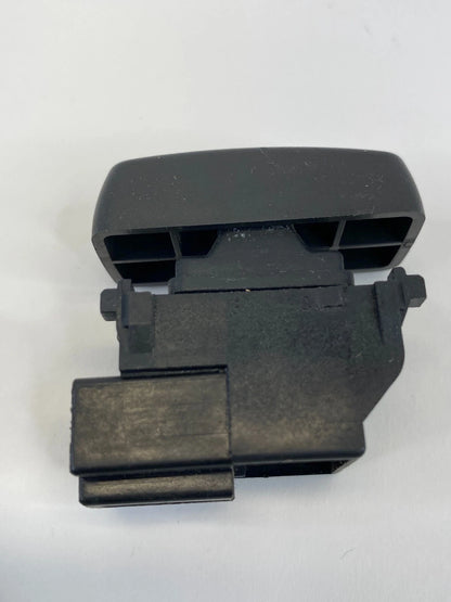 2007-2009 SUZUKI XL-7 FRONT LEFT DRIVER SIDE DOOR LOCK CONTROL SWITCH BUTTON OEM