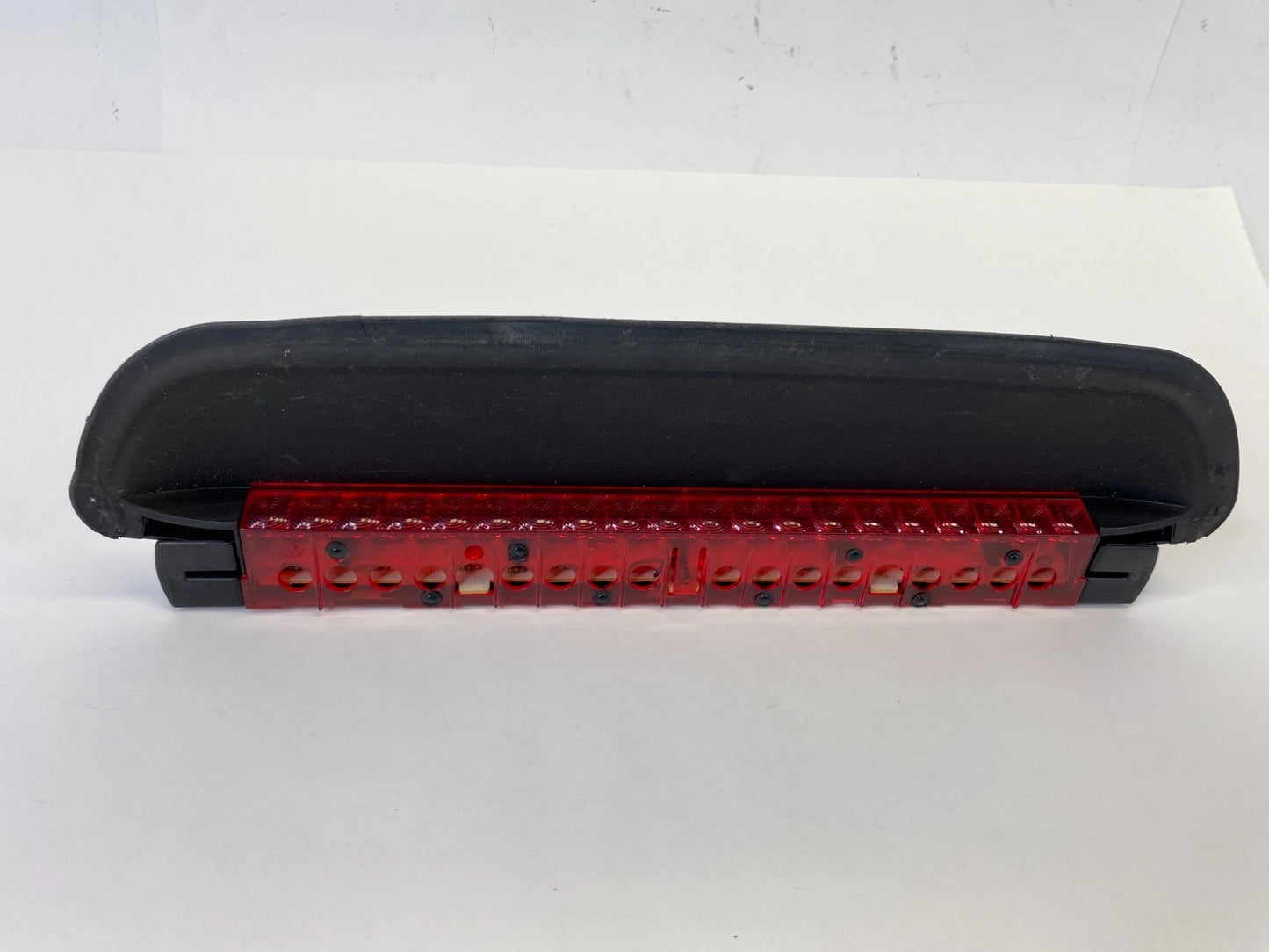 2007 2008 BMW 328XI 335XI SEDAN REAR HIGH MOUNT THIRD BRAKE LIGHT STOP LAMP LED