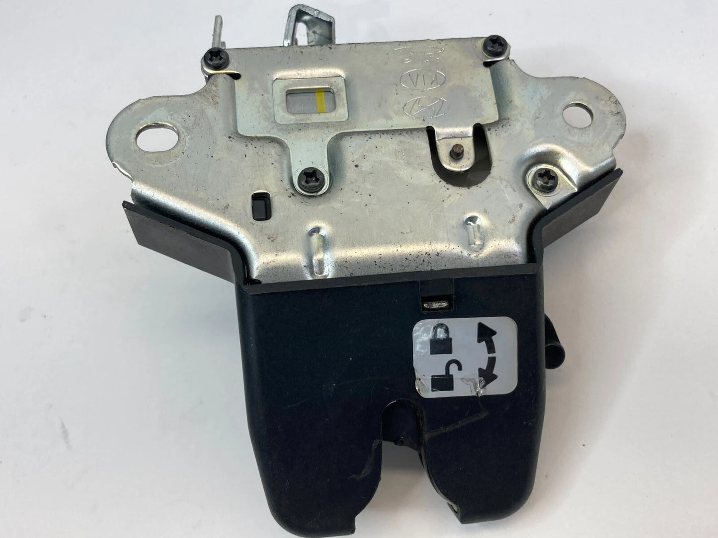 2011-2014 HYUNDAI SONATA SEDAN TRUNK LATCH DECK LID LOCK RELEASE ACTUATOR OEM