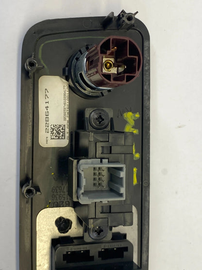 13-17 CHEVROLET TRAVERSE REAR CENTER CONSOLE 120V POWER PLUG RCA OUTLET 22864177