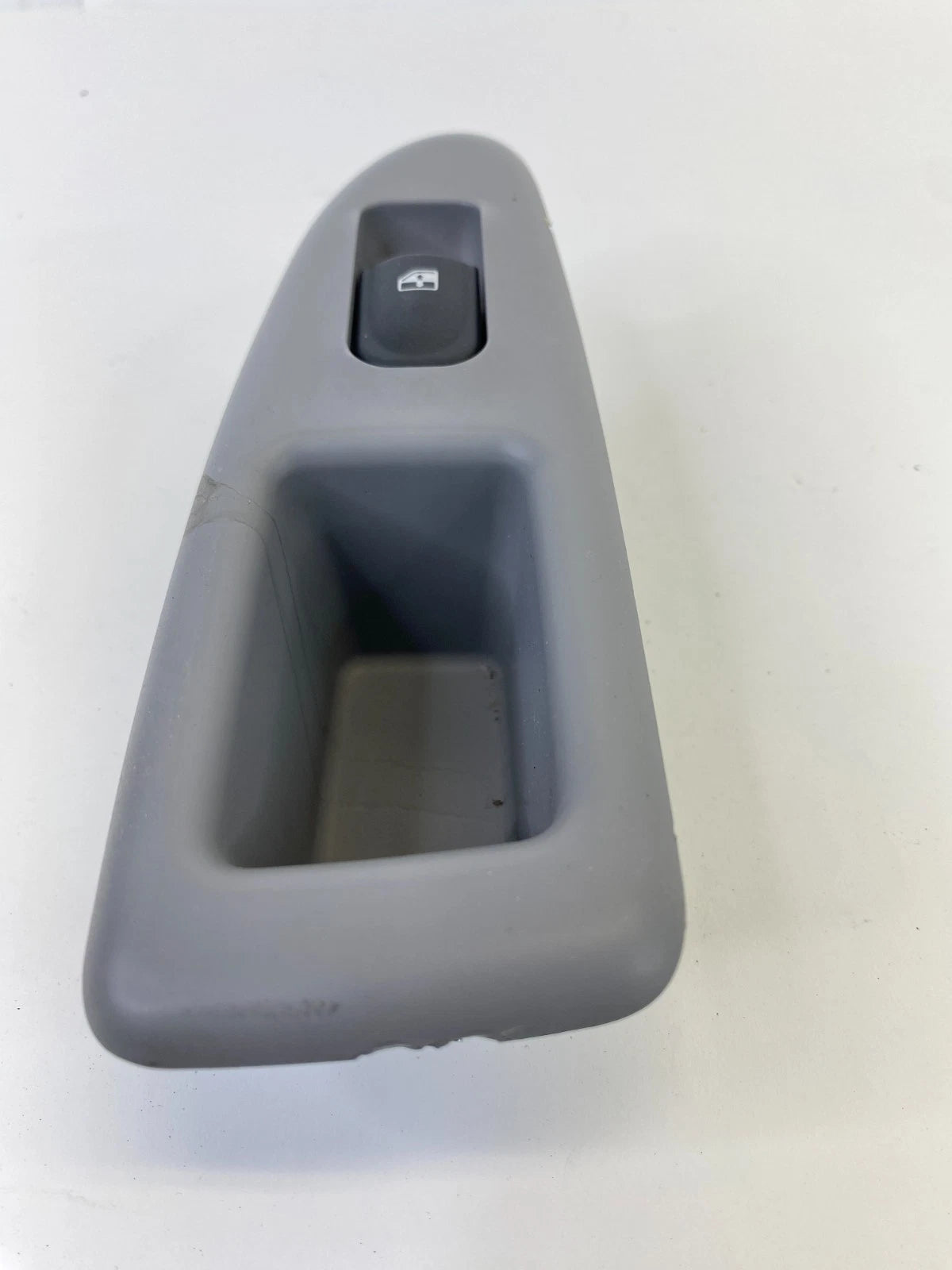 06-08 KIA OPTIMA REAR LEFT BACK DOOR WINDOW CONTROL SWITCH W/ BEZEL 93580-2G000