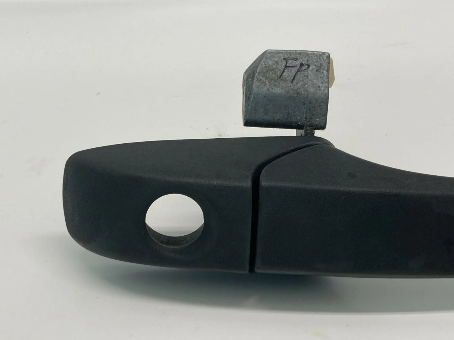07-12 DODGE CALIBER FRONT RIGHT PASSENGER SIDE OUTSIDE EXTERIOR DOOR HANDLE OEM