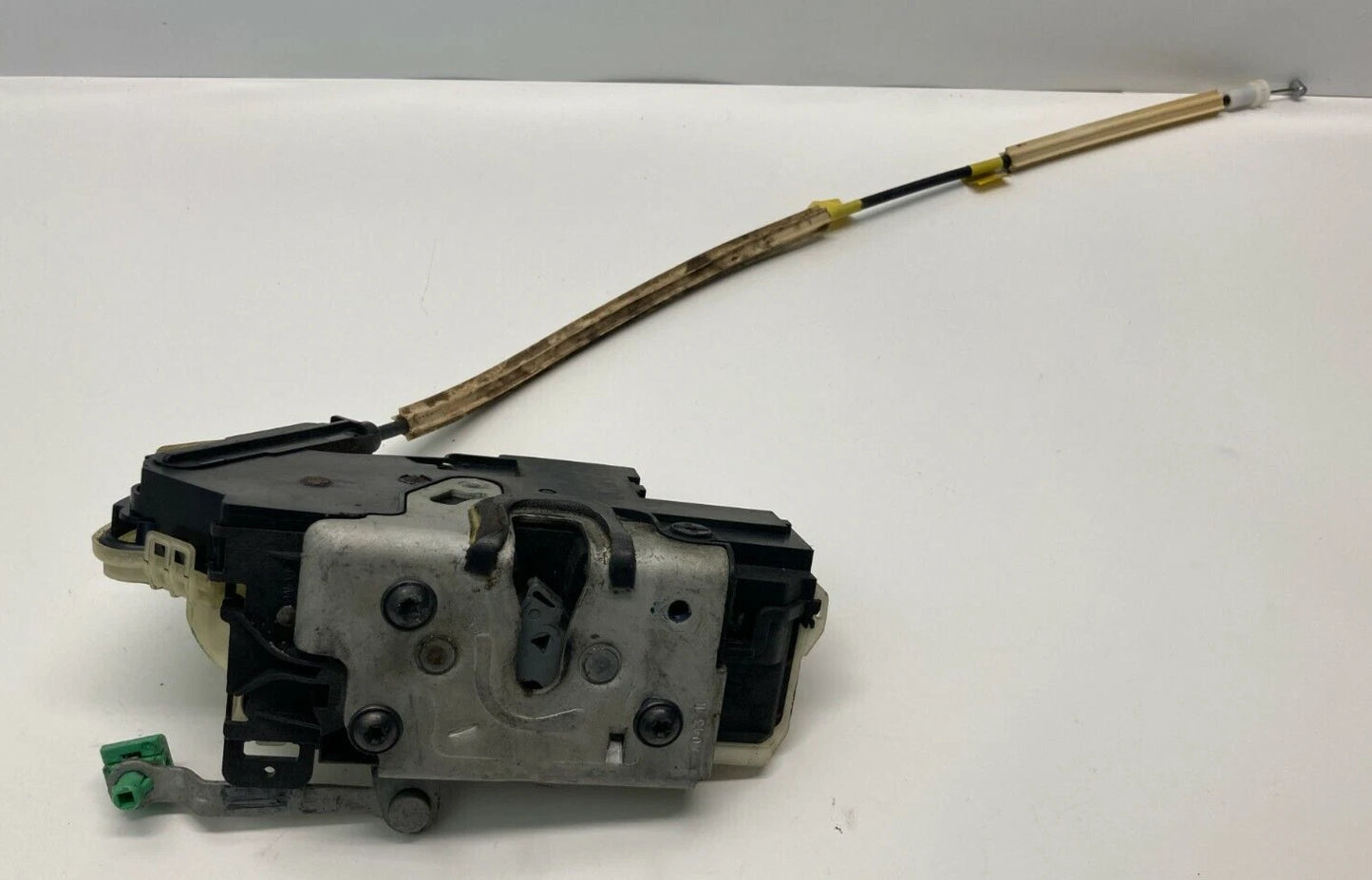 08-12 FORD ESCAPE REAR RIGHT POWER DOOR LOCK LATCH ACTUATOR OEM 8L8478264A00