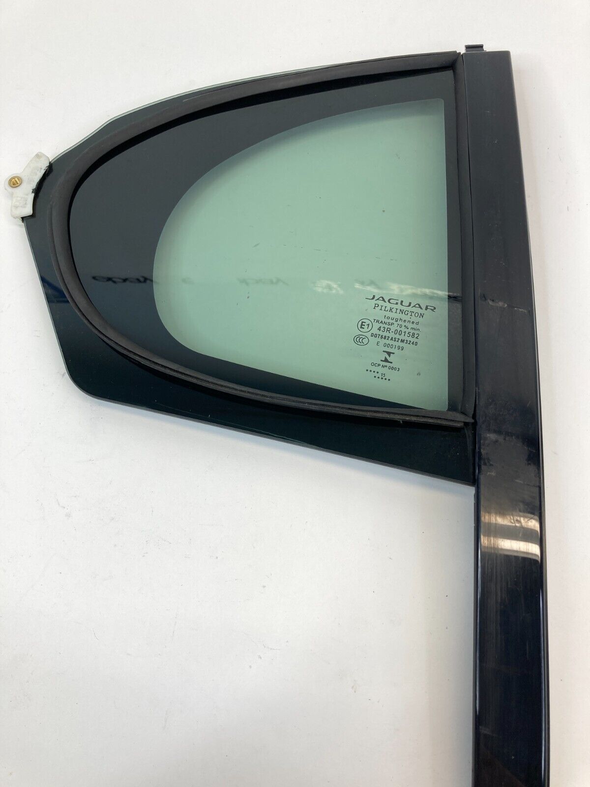 2009-2014 Jaguar XF Sedan Rear Right Side Quarter Vent Window Glass UKS-00086-AA