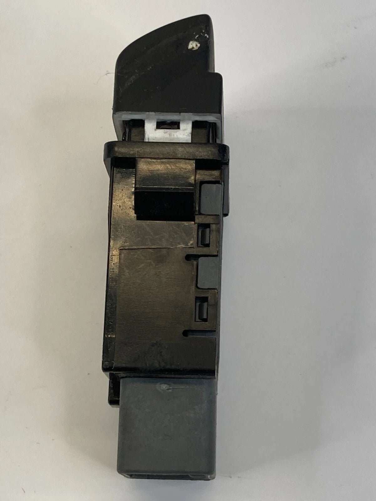 2006-2011 KIA RIO RIO5 REAR WINDOW DEFROSTER DEFOGGER CONTROL SWITCH BUTTON OEM