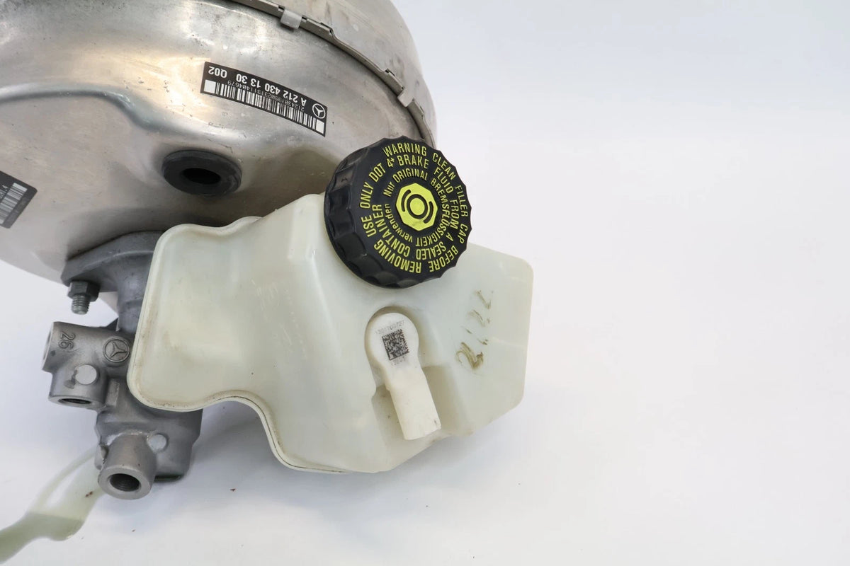 2012-2016 MERCEDES W212 E350 E550 POWER BRAKE BOOSTER MASTER CYLINDER 2124301330