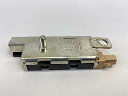 2008-2013 AUDI A3 UPPER ANTENNA BOOSTER MODULE 8P4-035-225-C OEM