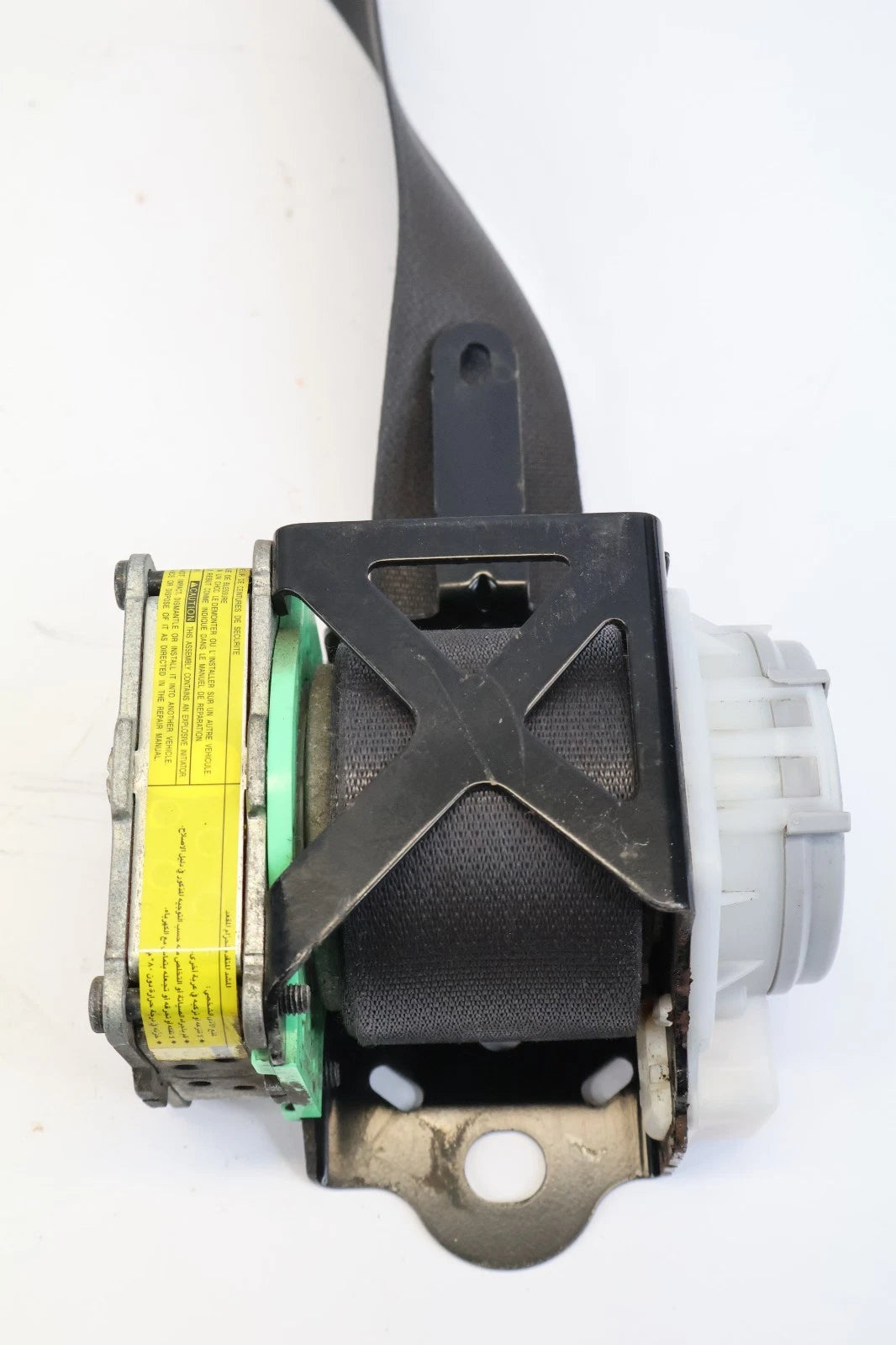 2007-2012 TOYOTA YARIS SEDAN FRONT LEFT DRIVER SEAT BELT RETRACTOR 1033184