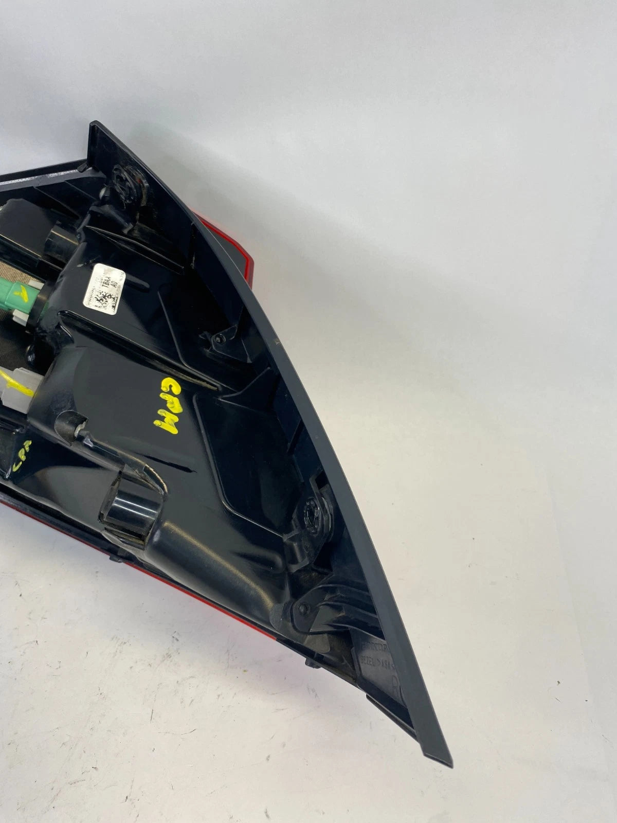 2016-2021 HONDA CIVIC SEDAN RIGHT PASSENGER OUTER TAIL LIGHT LAMP ASSEMBLY OEM