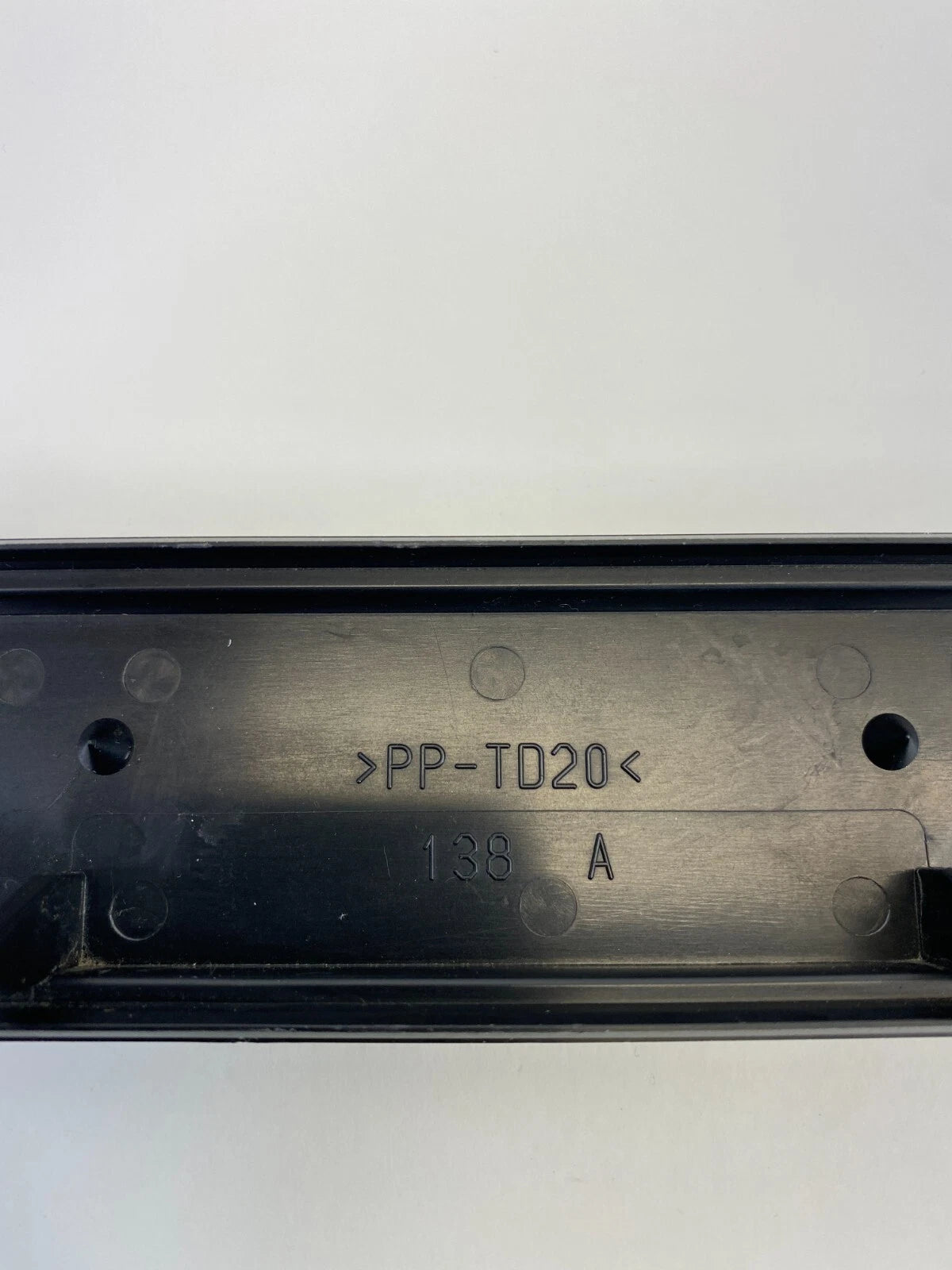 2007-2017 TOYOTA CAMRY INTERIOR CABIN AIR FILTER COVER DOOR PLATE OEM