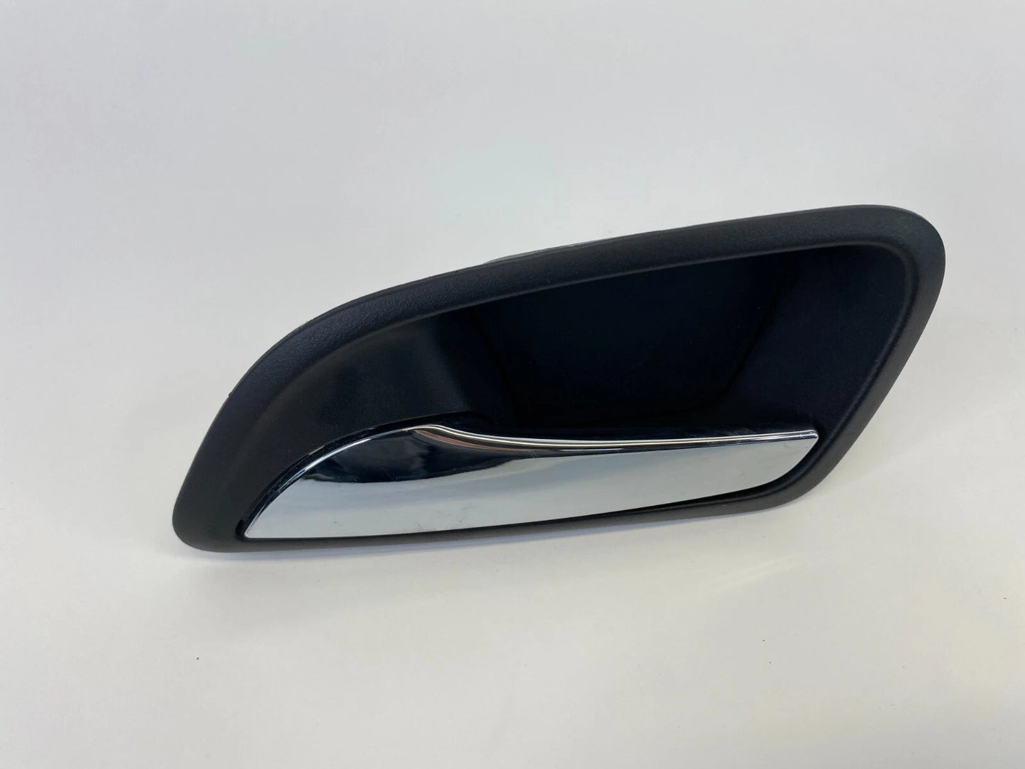 11-16 CHEVY CRUZE REAR LEFT BACK SIDE INTERIOR INNER DOOR HANDLE 96845901 OEM