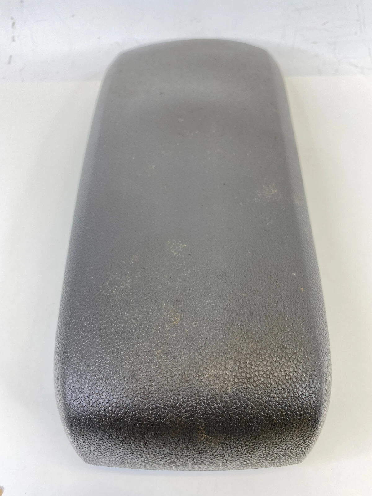 2008-2011 FORD FOCUS CENTER CONSOLE ARMREST ARM REST LID COVER COMPARTMENT OEM