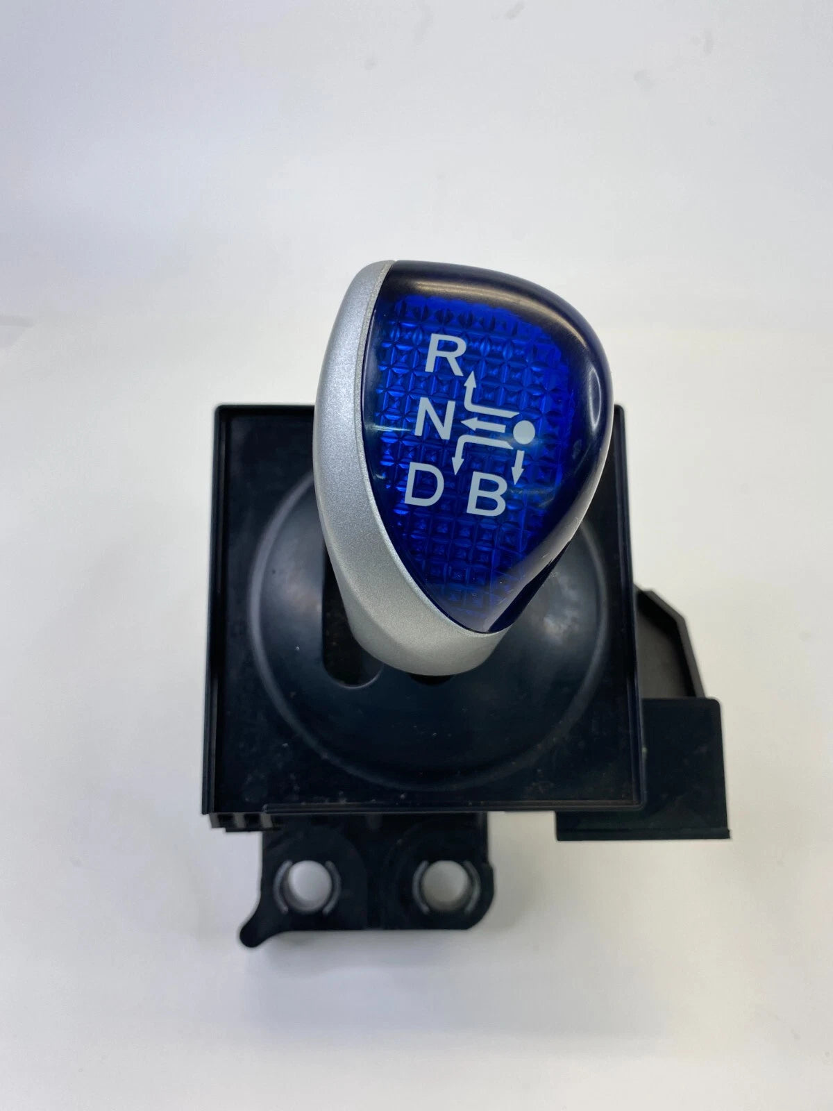 2010-2015 TOYOTA PRIUS AUTOMATIC GEAR SHIFTER SELECTOR CENTER CONSOLE OEM 75C583