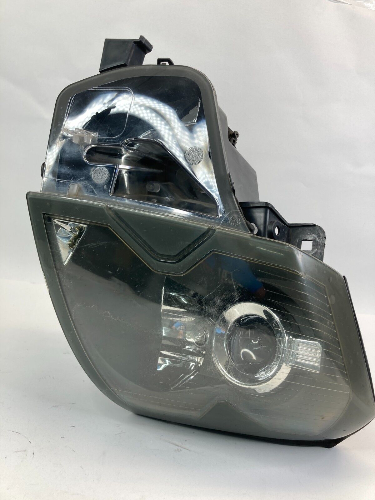 03-07 Cadillac CTS Sedan Left Driver Side Headlight Headlamp Halongen GM329B101L