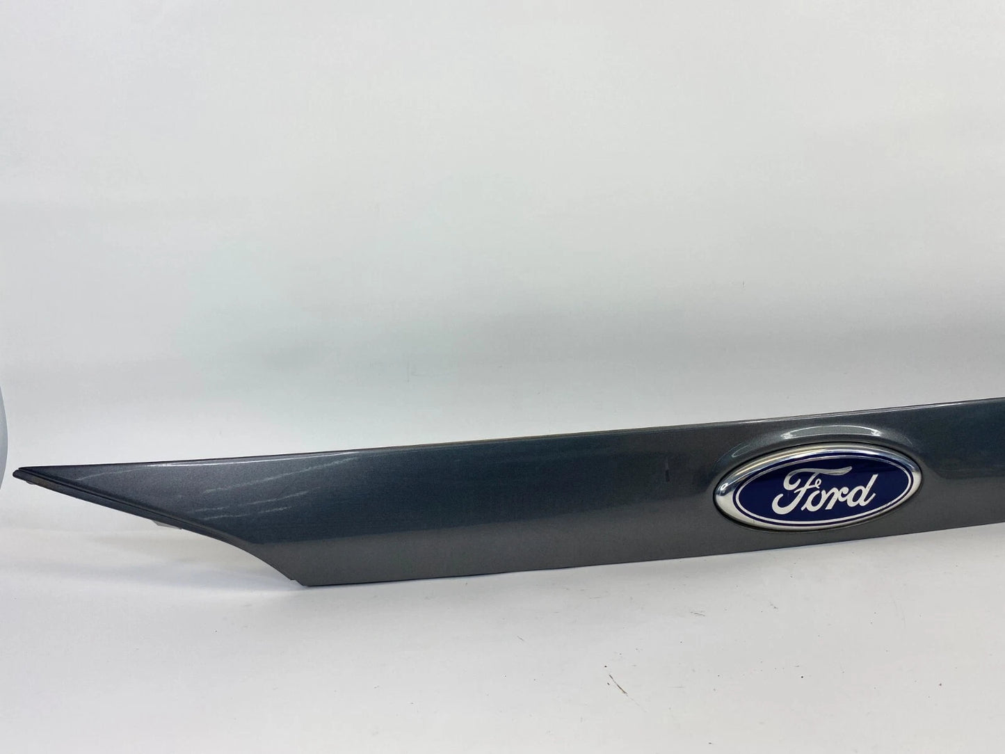12-14 FORD FOCUS SEDAN TRUNK DECK LID MOLDING FINISH PANEL BM51-F43404-AH OEM