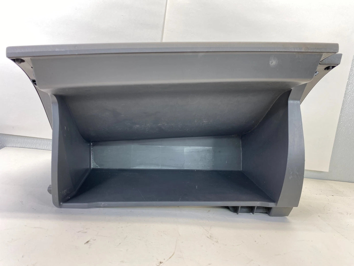 2010-2015 TOYOTA PRIUS GLOVE BOX STORAGE COMPARTMENT DOOR GRAY OEM 55550-47080