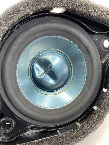 2006-2011 MERCEDES-BENZ ML350 REAR RIGHT SIDE DOOR TWEETER SPEAKER A1648201502