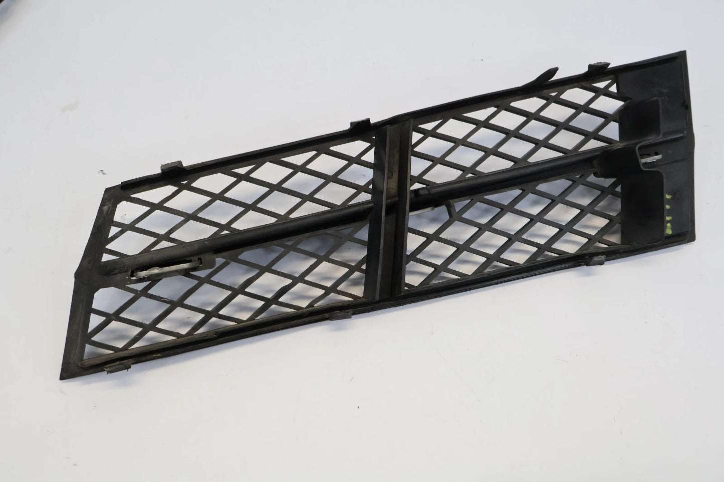 2011-2013 BMW 528I 535I 550I FRONT LEFT RIGHT LOWER BUMPER COVER GRILLE SET OEM