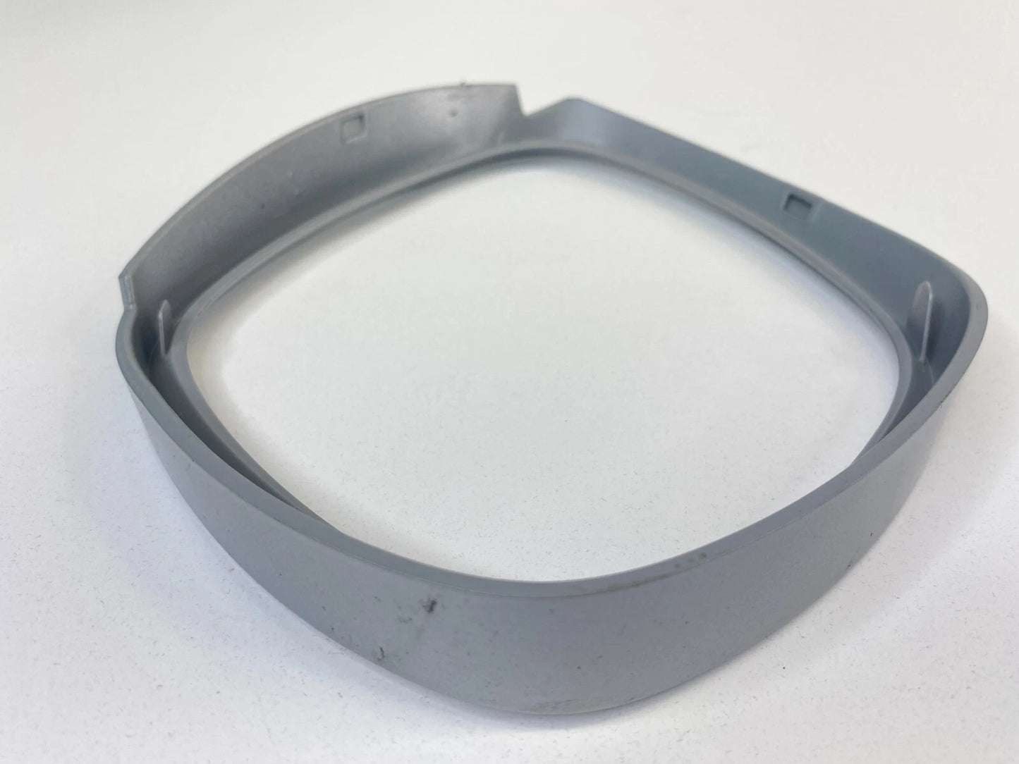 2010-2016 CHEVROLET EQUINOX RIGHT SPEEDOMETER CLUSTER TRIM PLATE BEZEL RING RH