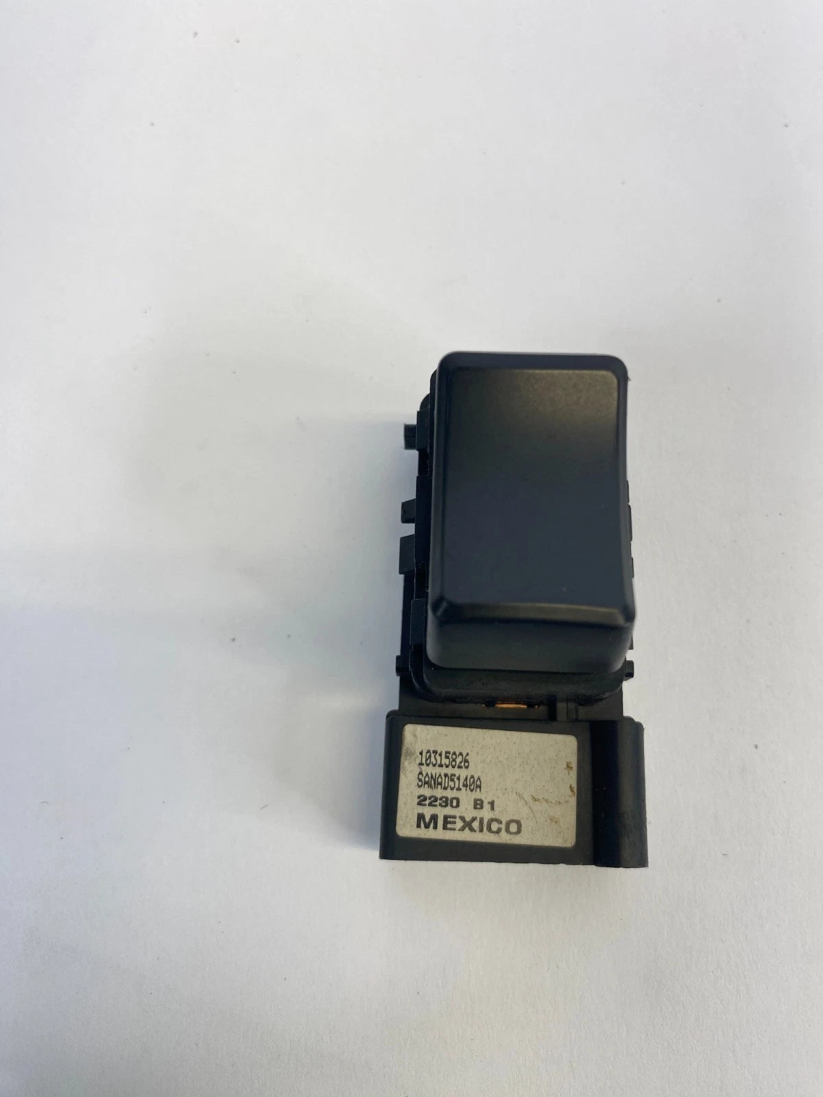 2010-2017 CHEVROLET EQUINOX FRONT SEAT POWER LUMBAR CONTROL SWITCH 10315826 OEM