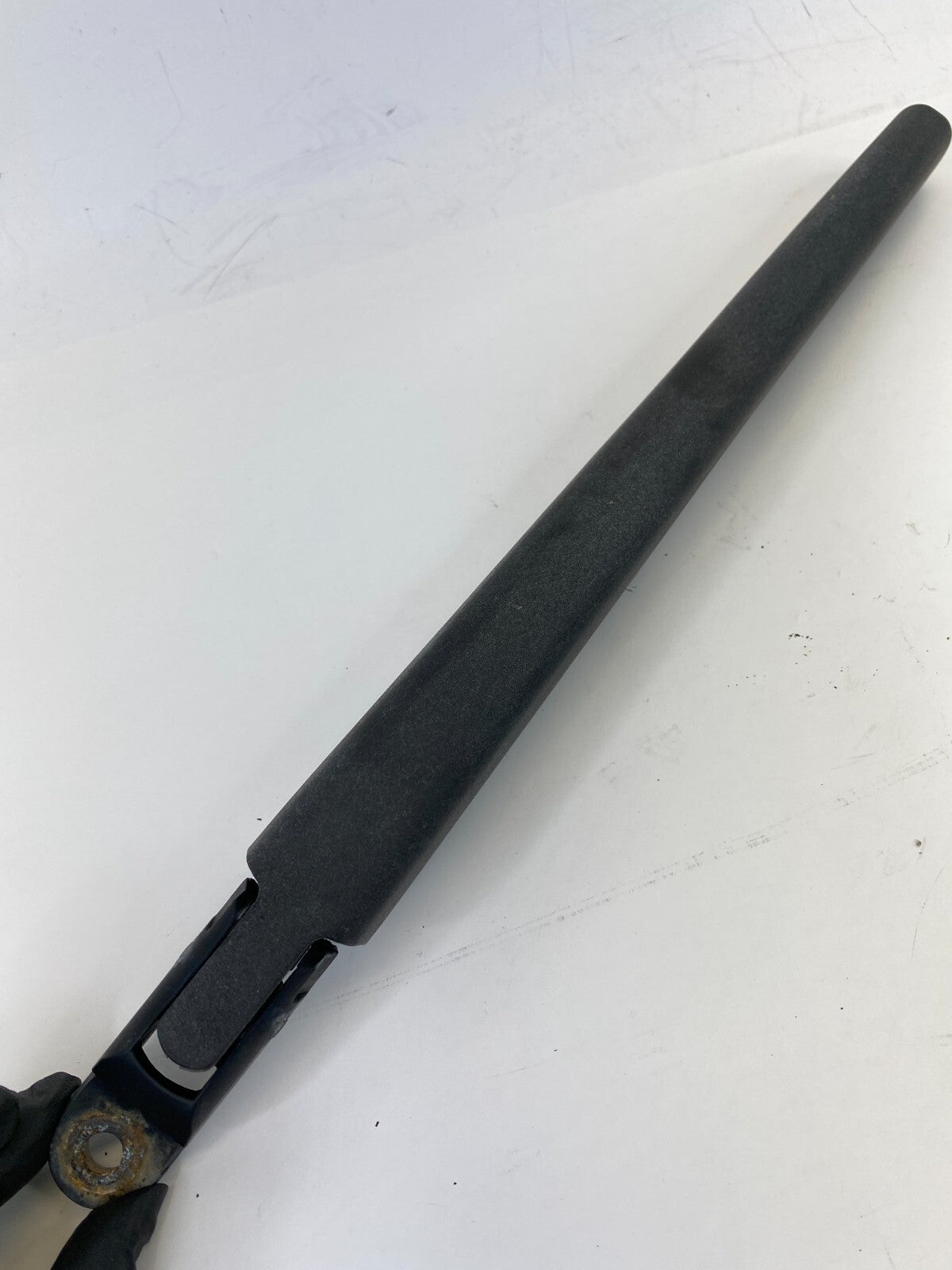 2008 2009 2010 Saturn Vue Rear Trunk Liftgate Window Wiper Arm Blade OEM