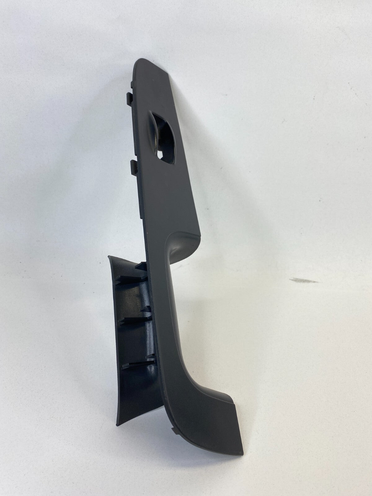 02-05 Hyundai Sonata Rear Right Side Window Switch Cover Bezel Panel 93580-3D210