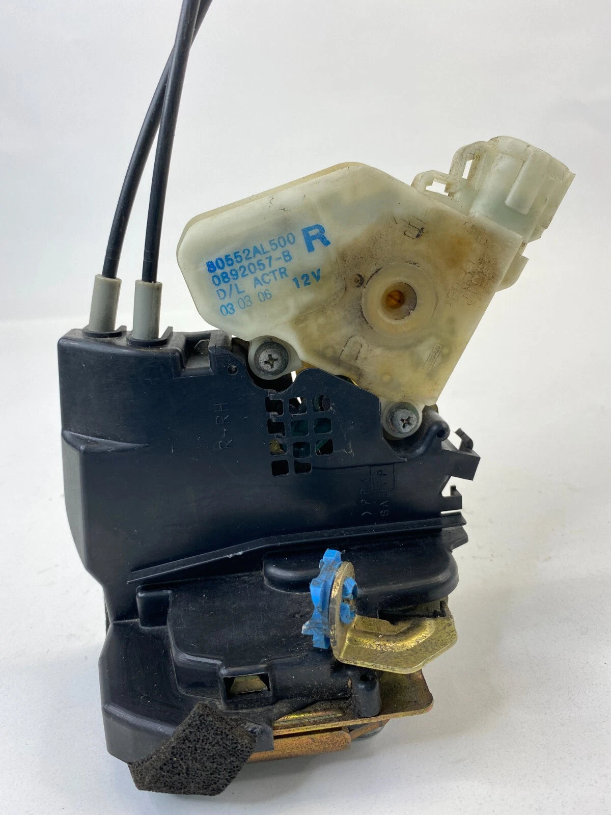 2003-2006 INFINITI G35 REAR RIGHT PASSENGER DOOR LOCK LATCH RELEASE ACTUATOR