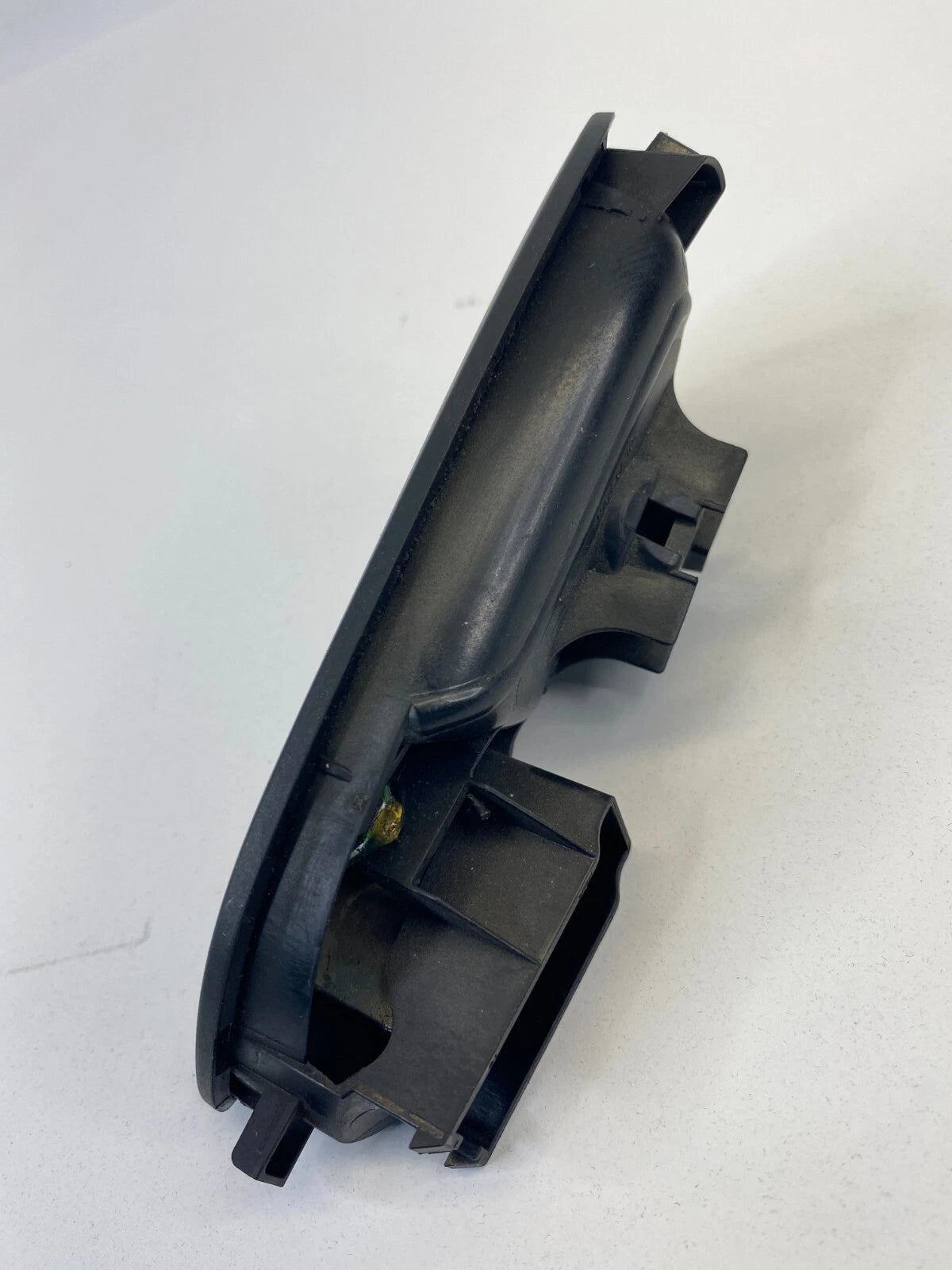 12-18 FORD FOCUS REAR RIGHT SIDE DOOR INTERIOR DOOR HANDLE ASSY AM51A22600BDW