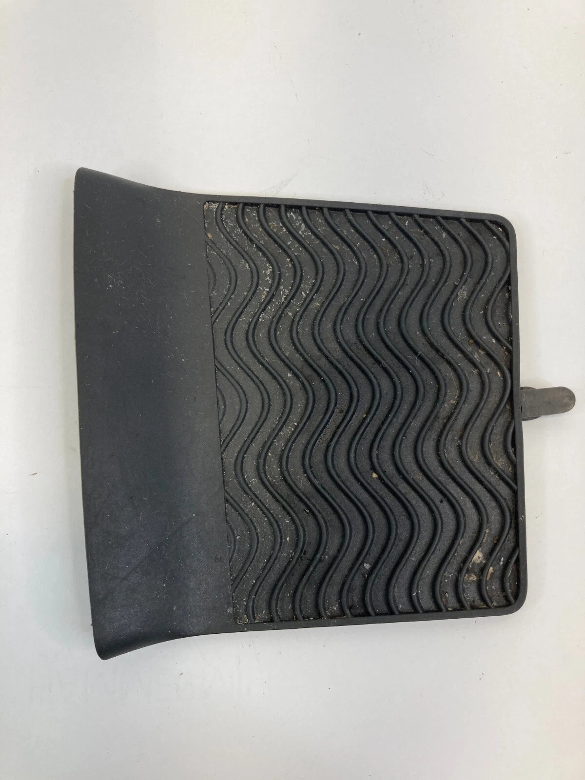 2003-2011 SAAB 9-3 SEDAN DASH CONSOLE ASH TRAY MAT RUBBER INSERT LINER 12802541