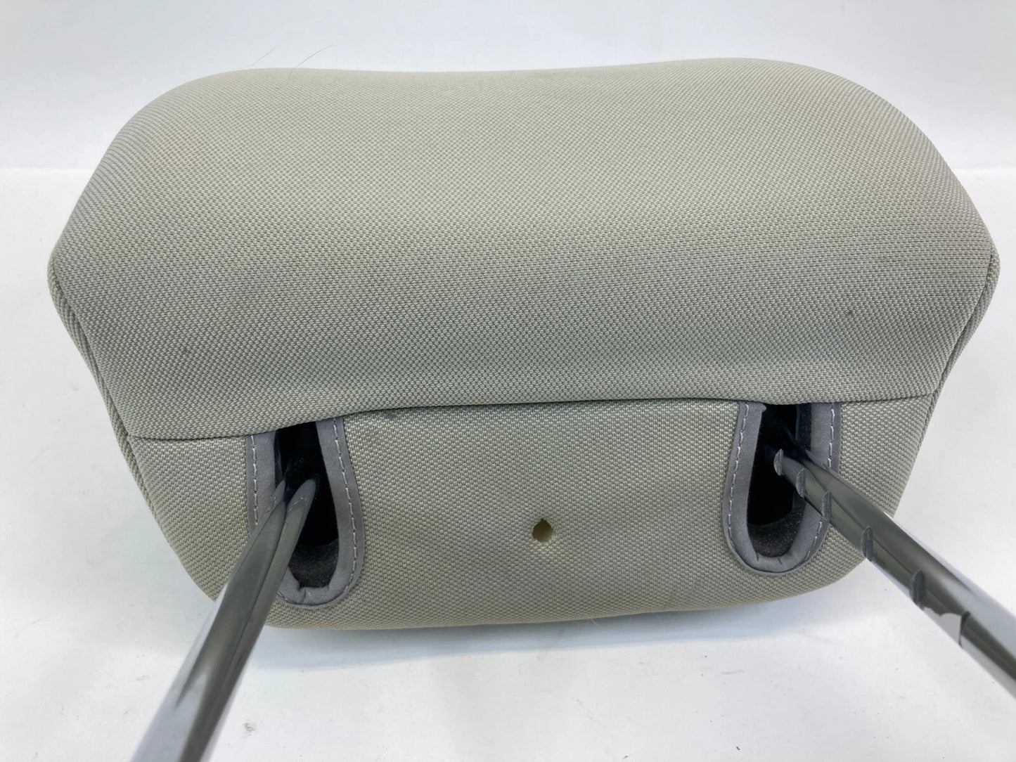 2012-2014 Kia Rio Hatchback 5-DR Front Left Driver Seat Cloth Headrest Head Rest