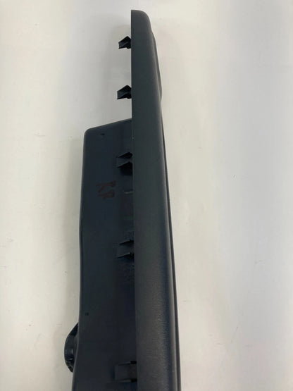 06 07 HYUNDAI ACCENT SEDAN REAR RIGHT SIDE DOOR WINDOW SWITCH BEZEL 83720-1E010