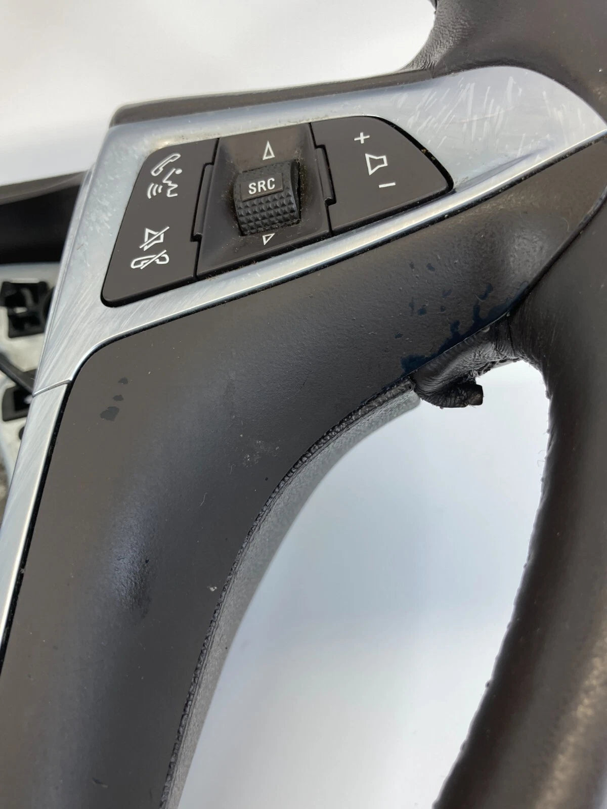 2011-2013 BUICK REGAL STEERING WHEEL W/ AUDIO & CRUISE CONTROL SWITCH 22804398