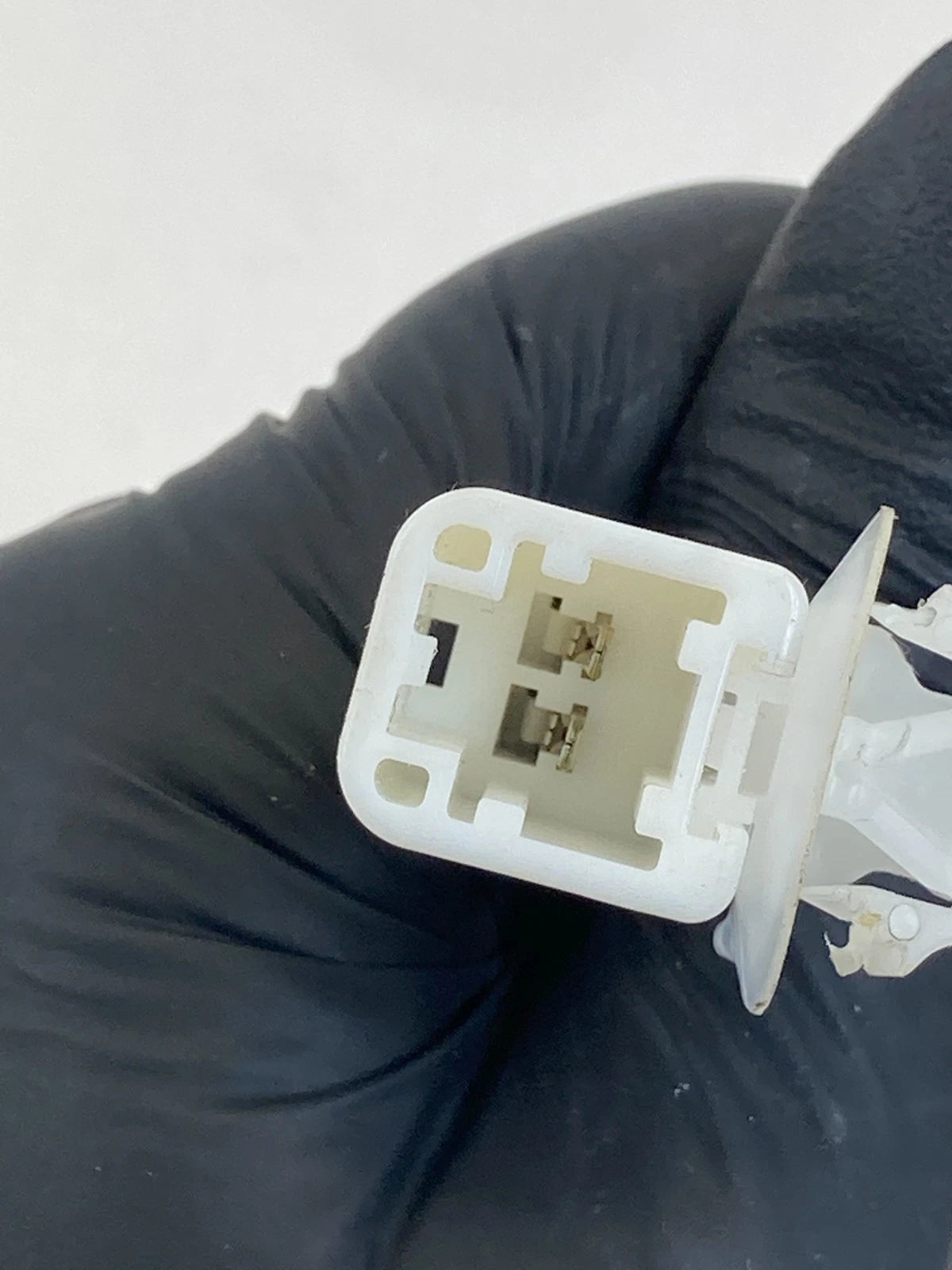 2009 10 11 12 2013 HONDA FIT FRONT RIGHT PASSENGER SEAT BELT BUCKLE OEM