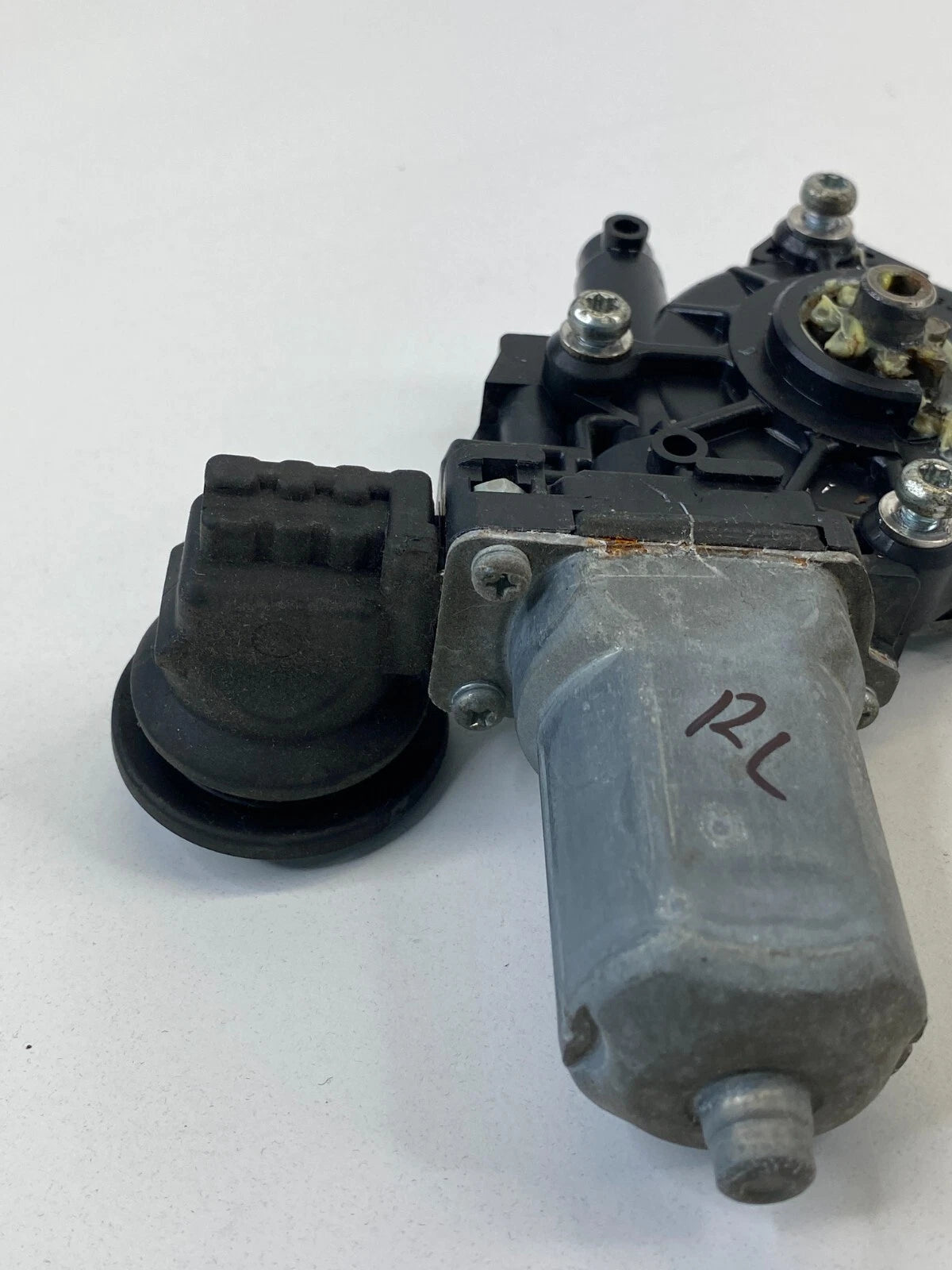 2009-2019 TOYOTA COROLLA REAR LEFT SIDE DOOR POWER WINDOW MOTOR 85710-AE010 OEM