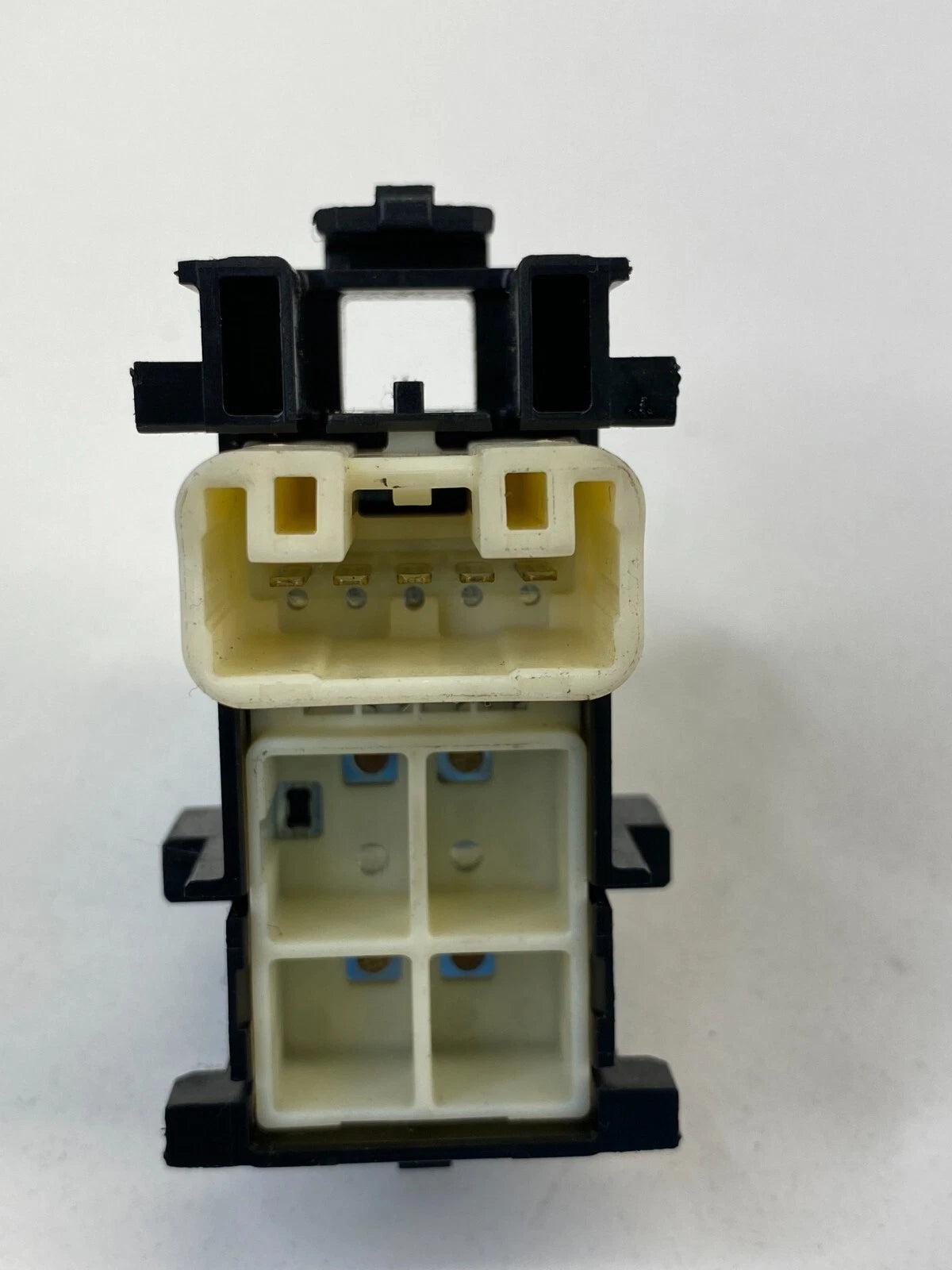 08-15 SCION XB 08-14 XD FRONT RIGHT SIDE DOOR POWER WINDOW SWITCH 1928292