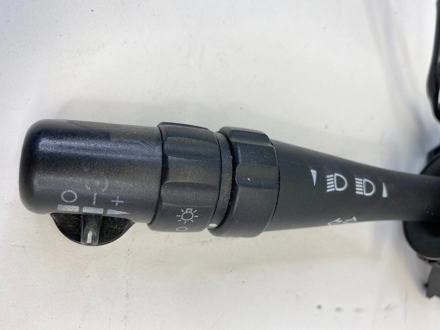 2004-2006 CADILLAC SRX TURN SIGNAL HEADLIGHT CONTROL SWITCH LEVER 25743472 OEM