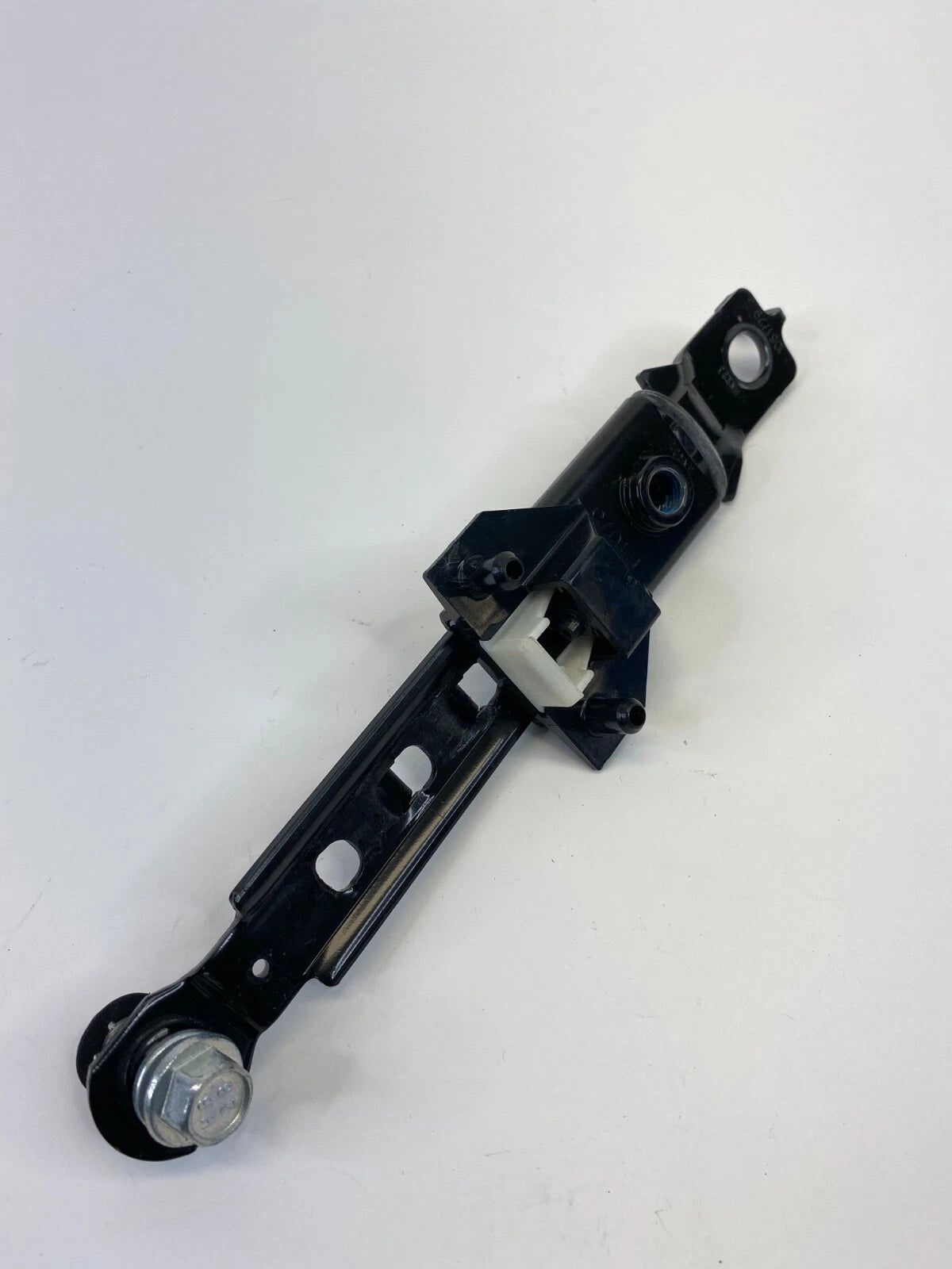 2010-2015 HYUNDAI TUCSON FRONT RIGHT PASSENGER SIDE SEAT BELT HEIGHT ADJUSTER