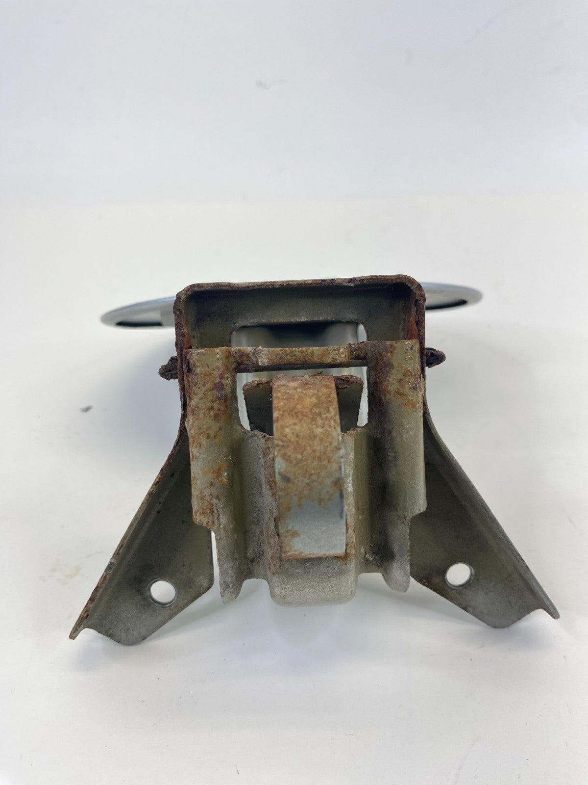 08 09 10 11 12 13 14 15 16 17 Buick Enclave Fuel Filler Door Tank Gas Lid Cover