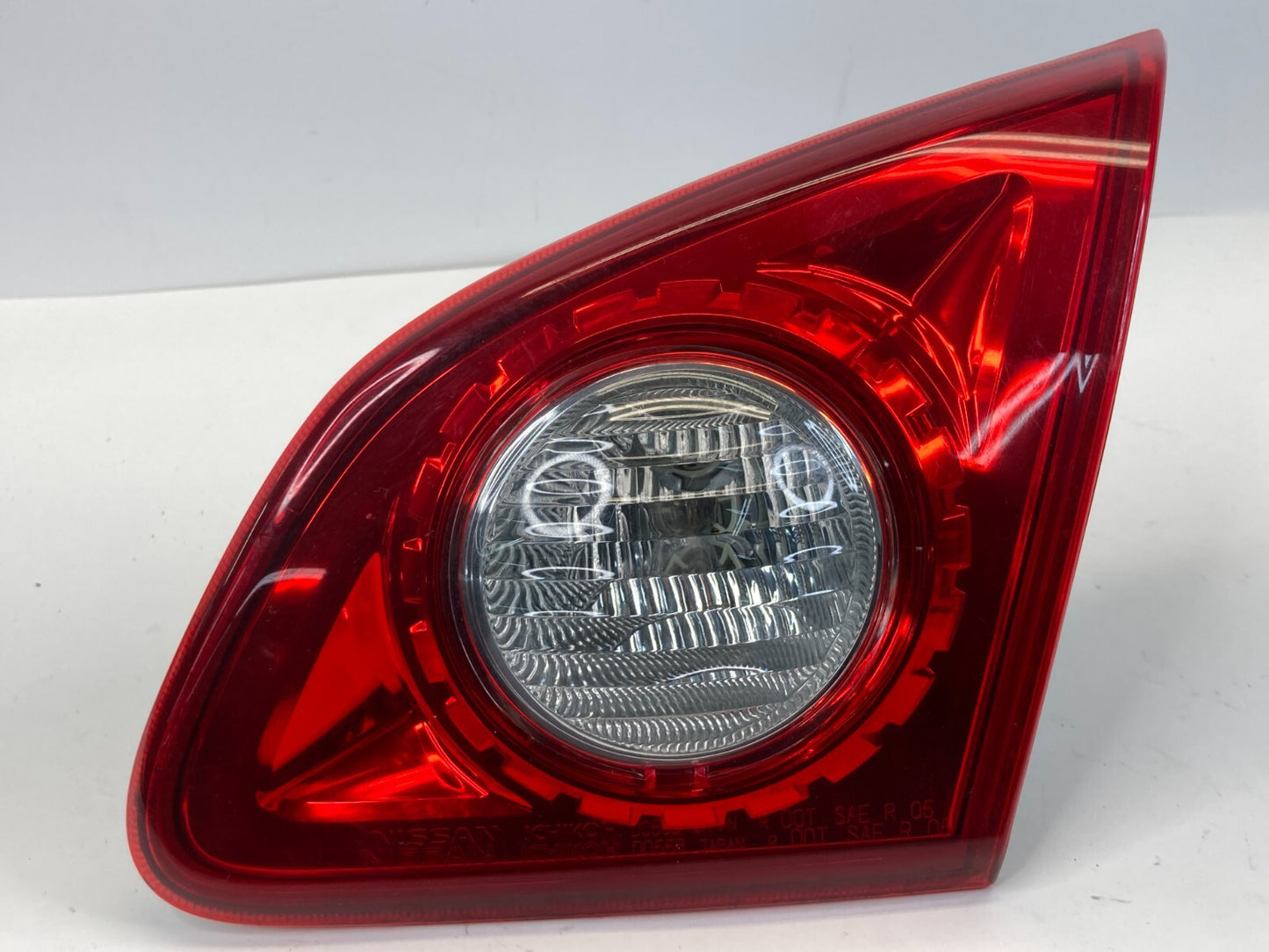 2009-2013 Nissan Rogue Rear Right Side Trunk Lid Tail Light Tail Lamp Assy OEM