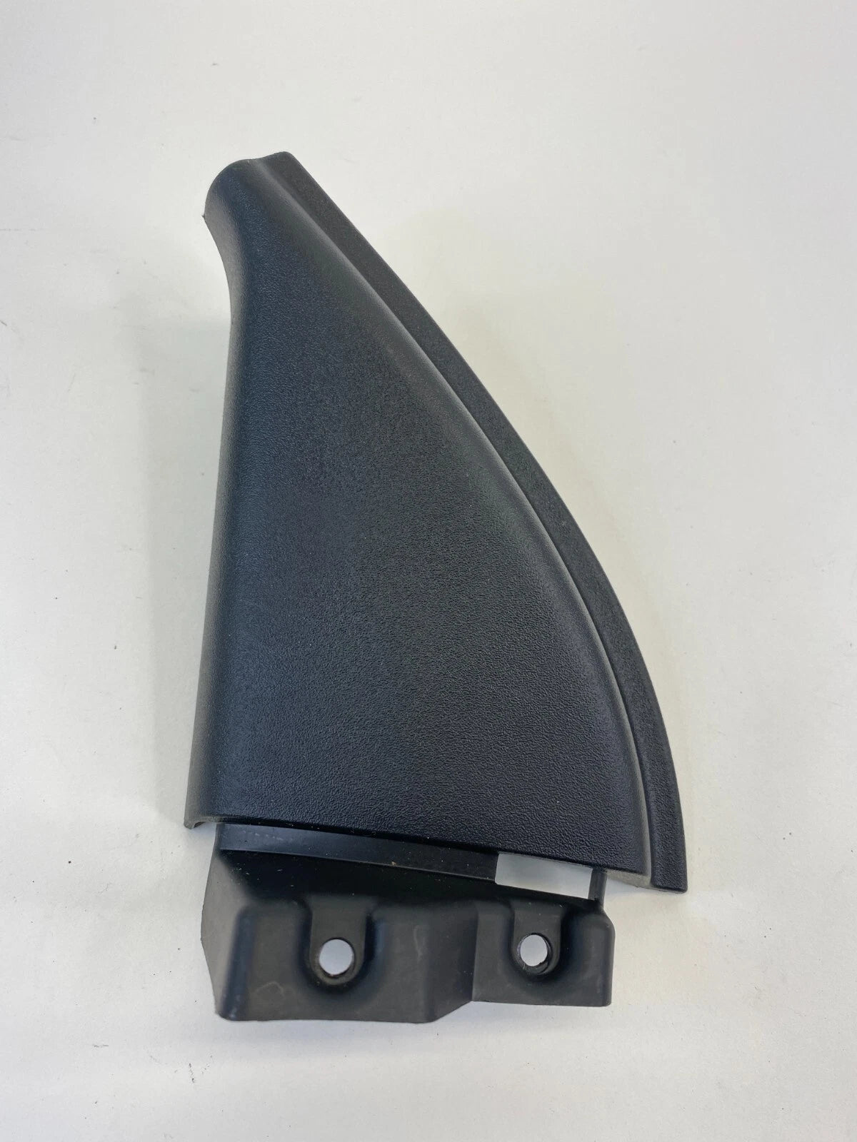 2009-2012 CHEVROLET TRAVERSE FRONT LEFT INNER MIRROR CORNER COVER TRIM PANEL OEM
