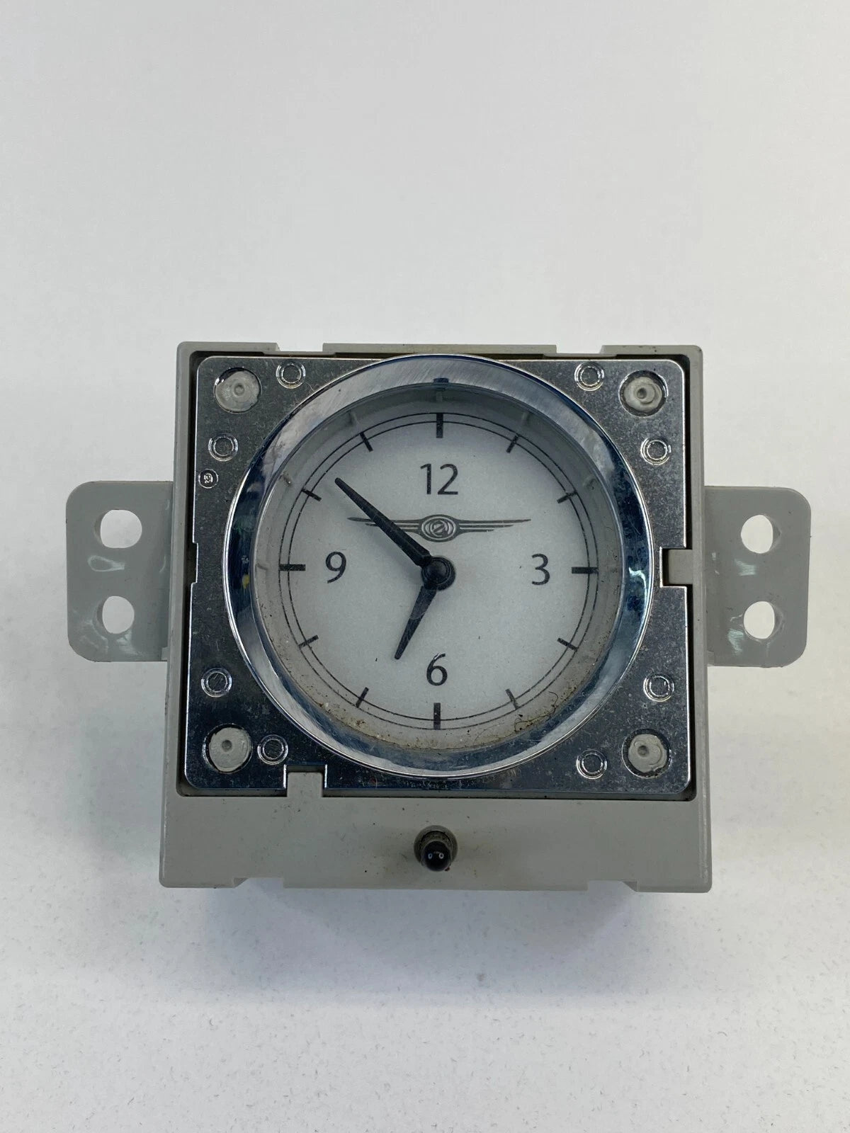 08-10 CHRYSLER TOWN & COUNTRY GRAND CARAVAN CENTER DASH MOUNTED ANALOG CLOCK OEM