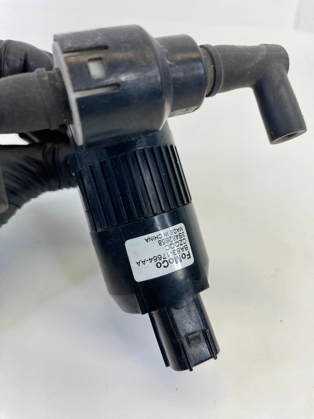 13-19 FORD EXPLORER INTERCEPTOR UTILITY WINSHIELD WIPER WASHER PUMP BA8317664AA