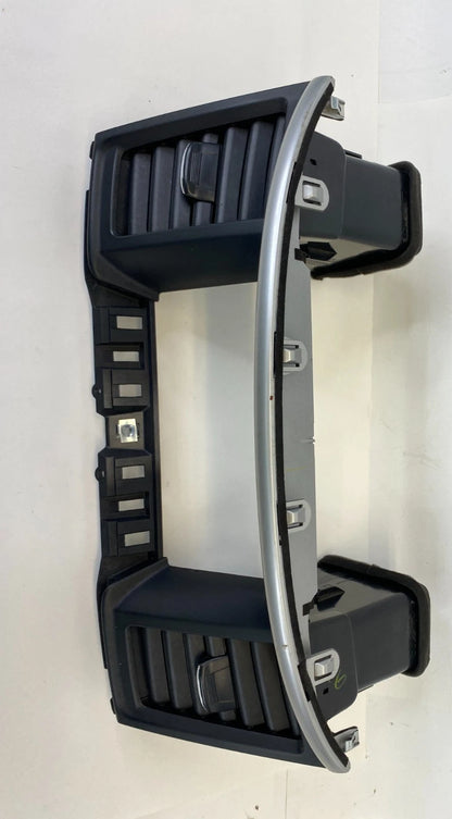 2013-2020 NISSAN PATHFINDER CENTER DASH RADIO BEZEL TRIM W/ AIR VENTS OEM