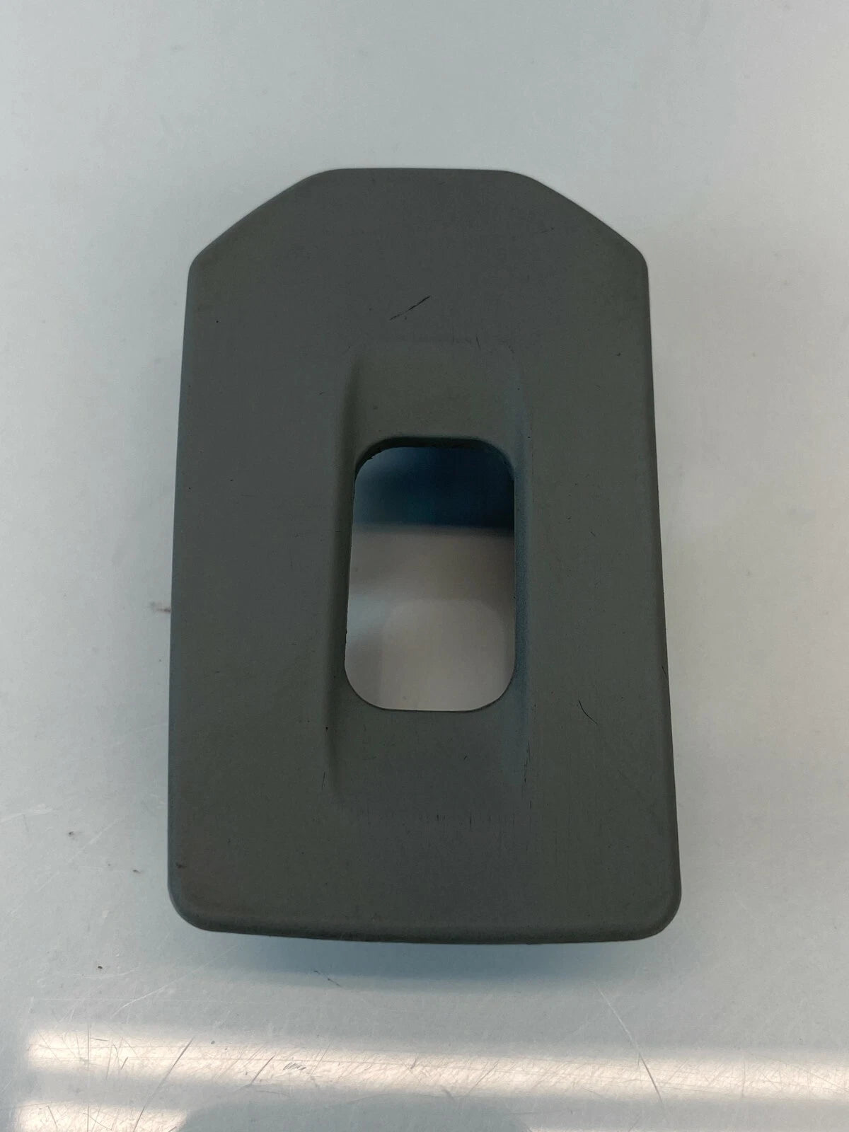 2003-2007 Cadillac CTS Rear Left Side Door Window Switch Trim Bezel 10300JL467